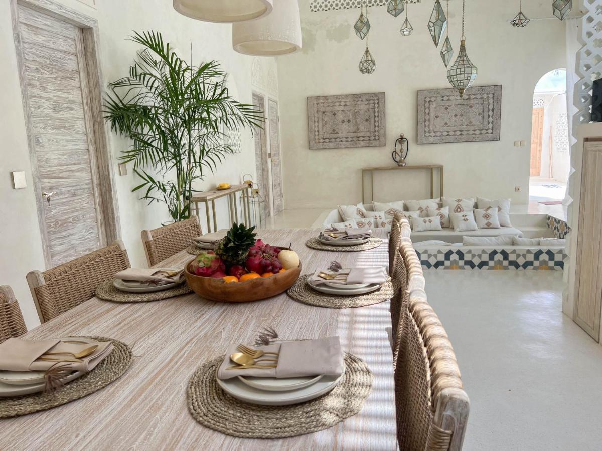 Casa Blanca Villa Canggu Dış mekan fotoğraf